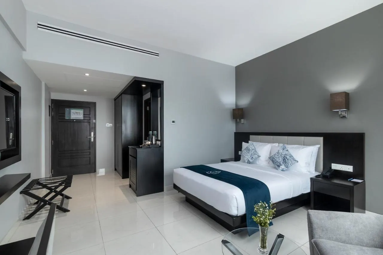Hotel Maradha Colombo 4*,